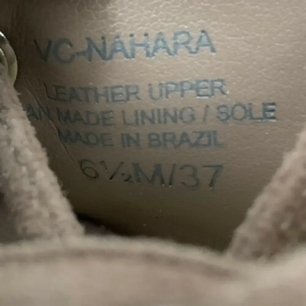 Vince Camuto blush leather
